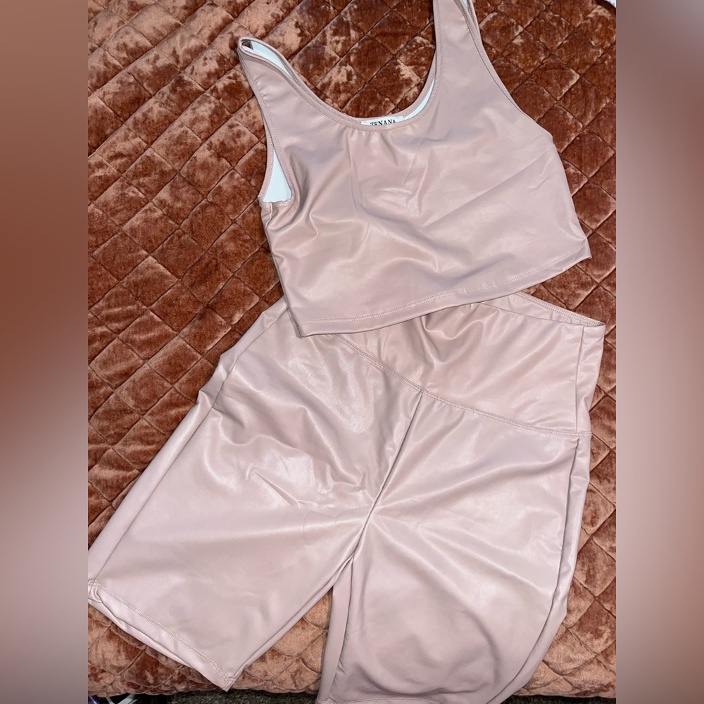 2 Piece Short Set